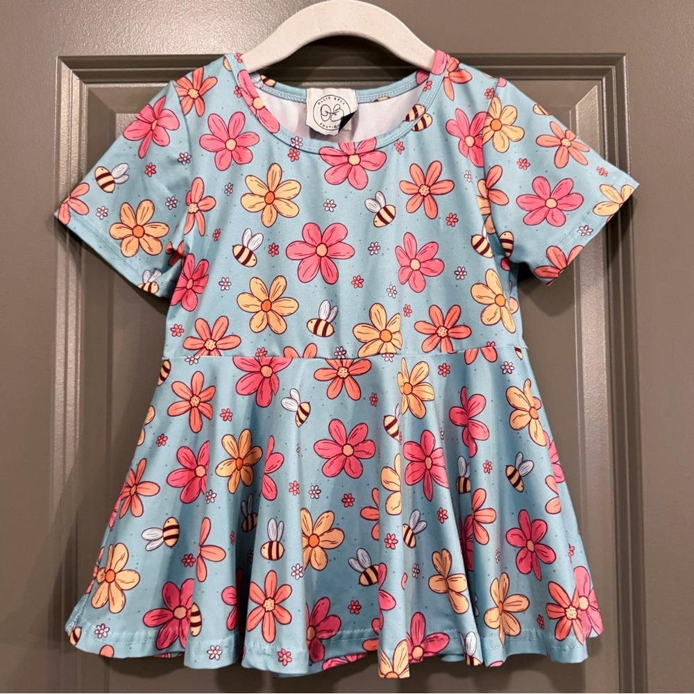 Ollie Bell Boutique Floral & Bees Kids Peplum Top Size 4T